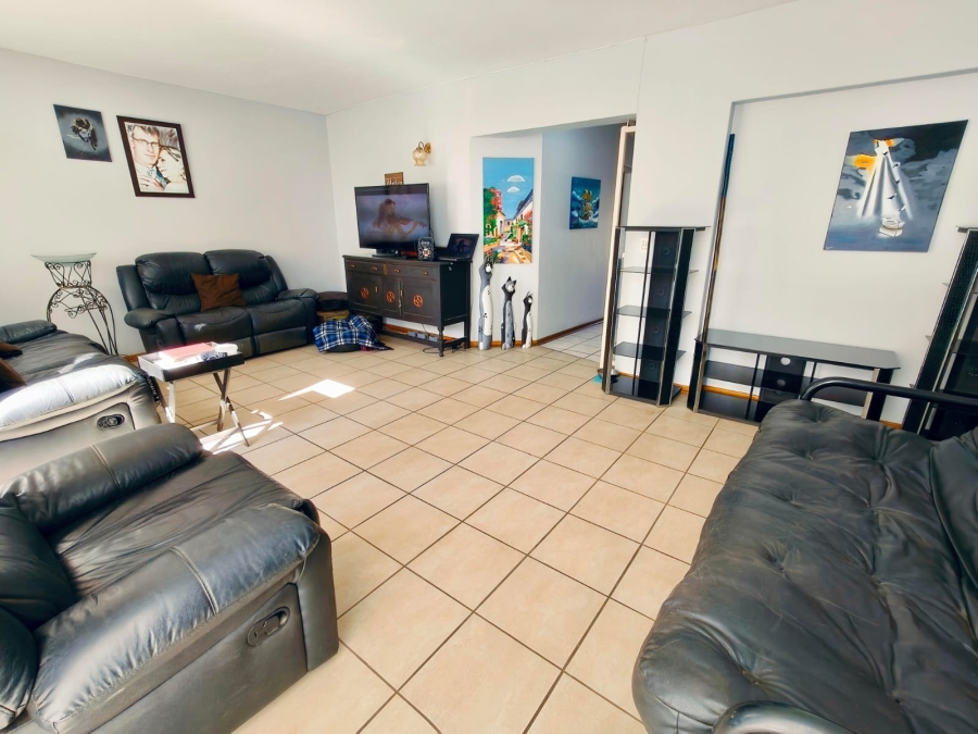 3 Bedroom Property for Sale in Potchefstroom North West